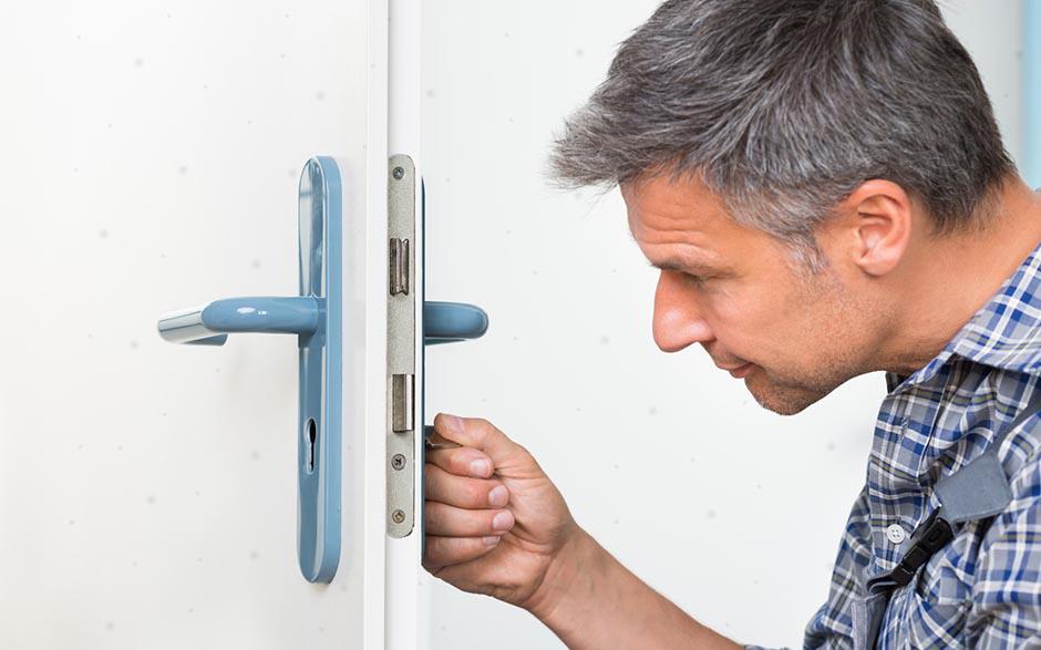 changer une serrure porte d'entrée Vitrolles